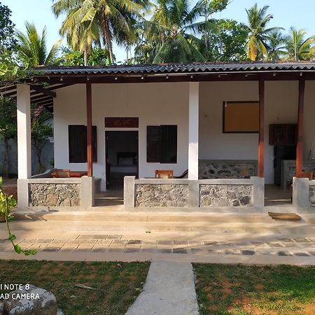 Priyanka Villa Bentota Exteriér fotografie